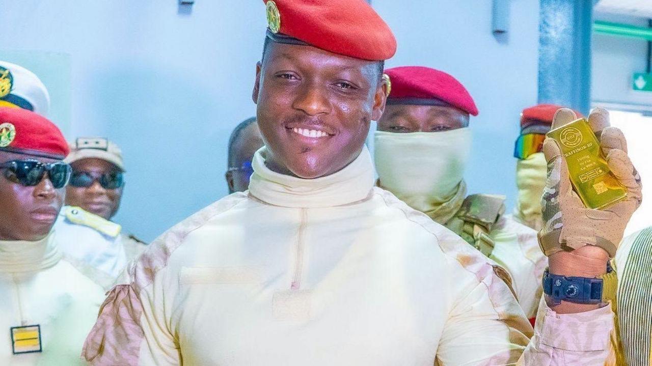 Gold bar and Burkina Faso leader