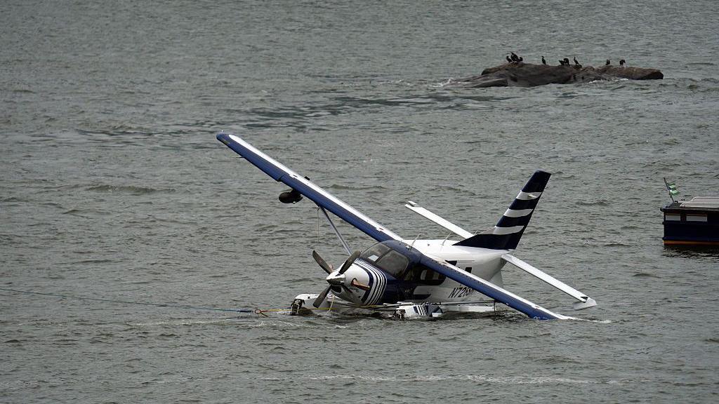 Seaplane Splash! 8 People Rescued After Hard Landing in Manhattan River