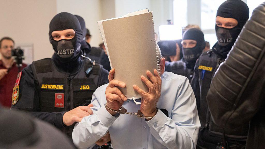 Ex‑Syrian spy gets 8‑year sentence in Vienna for torture and abuse