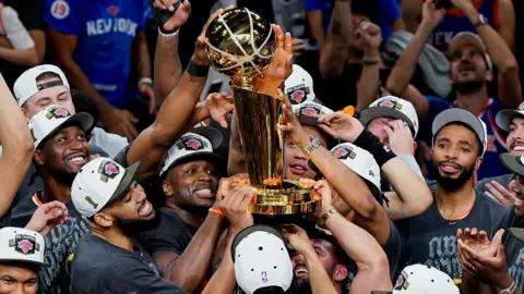 Knicks Celebrate 50‑Year Comeback: Streets Turn Into a Championship Parade