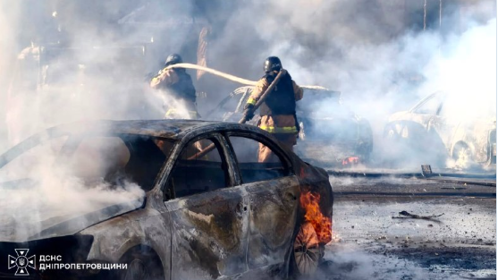 Drone strikes hurt 5, 67 injured in Ukrainian shopping centre