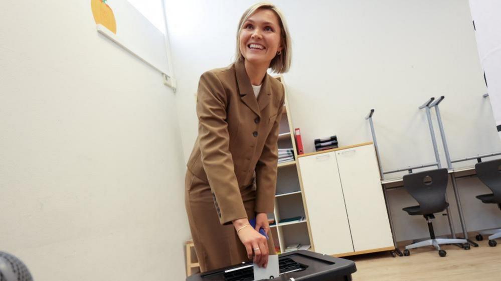 Iceland’s EU Debate Reaches a Nail: Result Too Close to Call