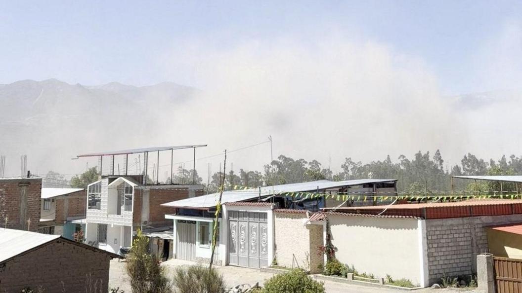Peru Earthquake Shakes Ayacucho, Damages Buildings and Cuts Power