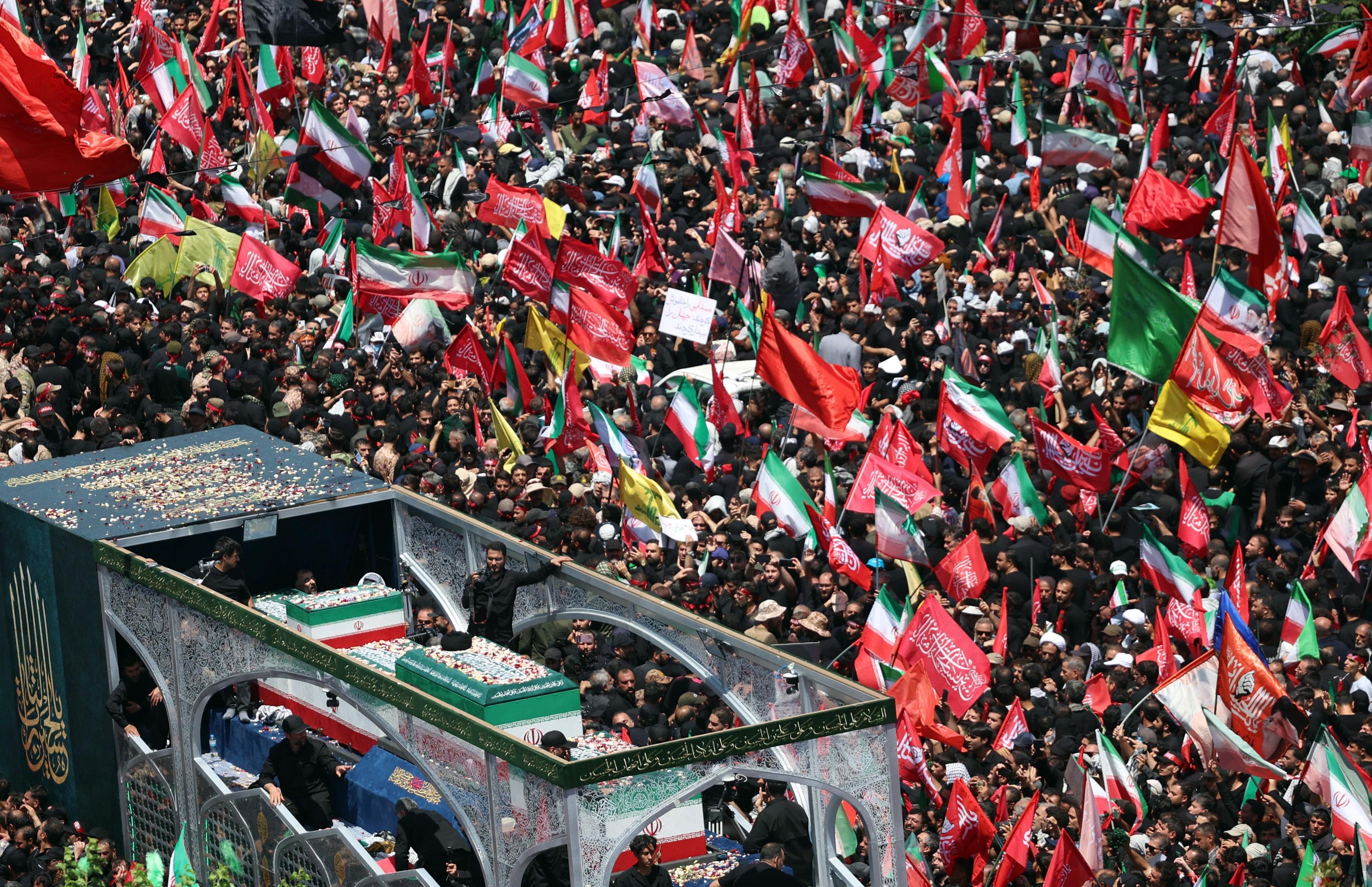 Iran’s Grand Farewell – A 3‑Day Funeral Sends a Message of Revenge