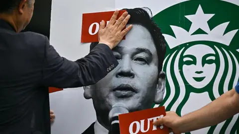 Starbucks Korea Closes Stores for History Lesson After Controversial Promotion