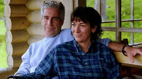 Ghislaine Maxwell Set to Testify in Congressional Probe of Epstein Case