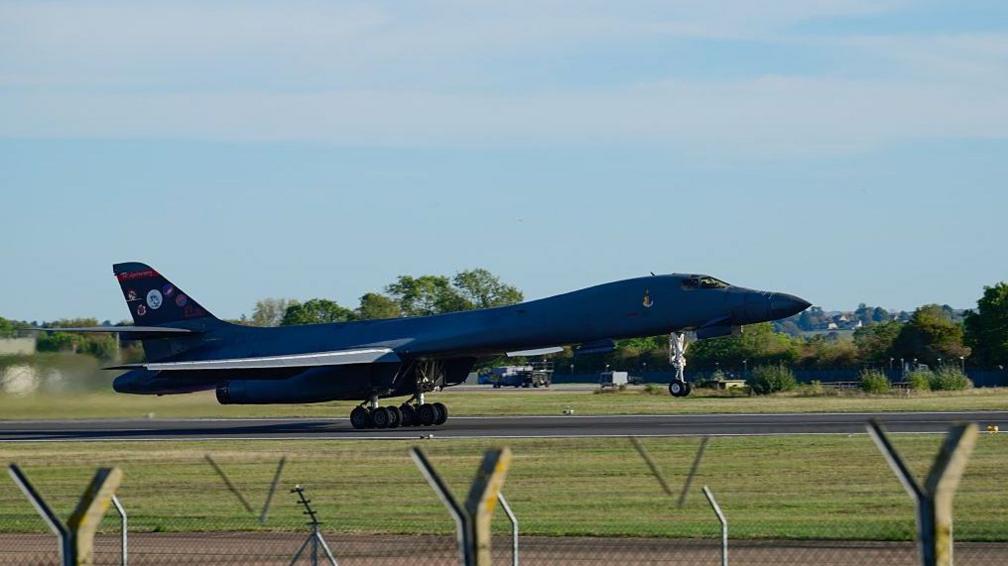 B‑1 Lancer bomber