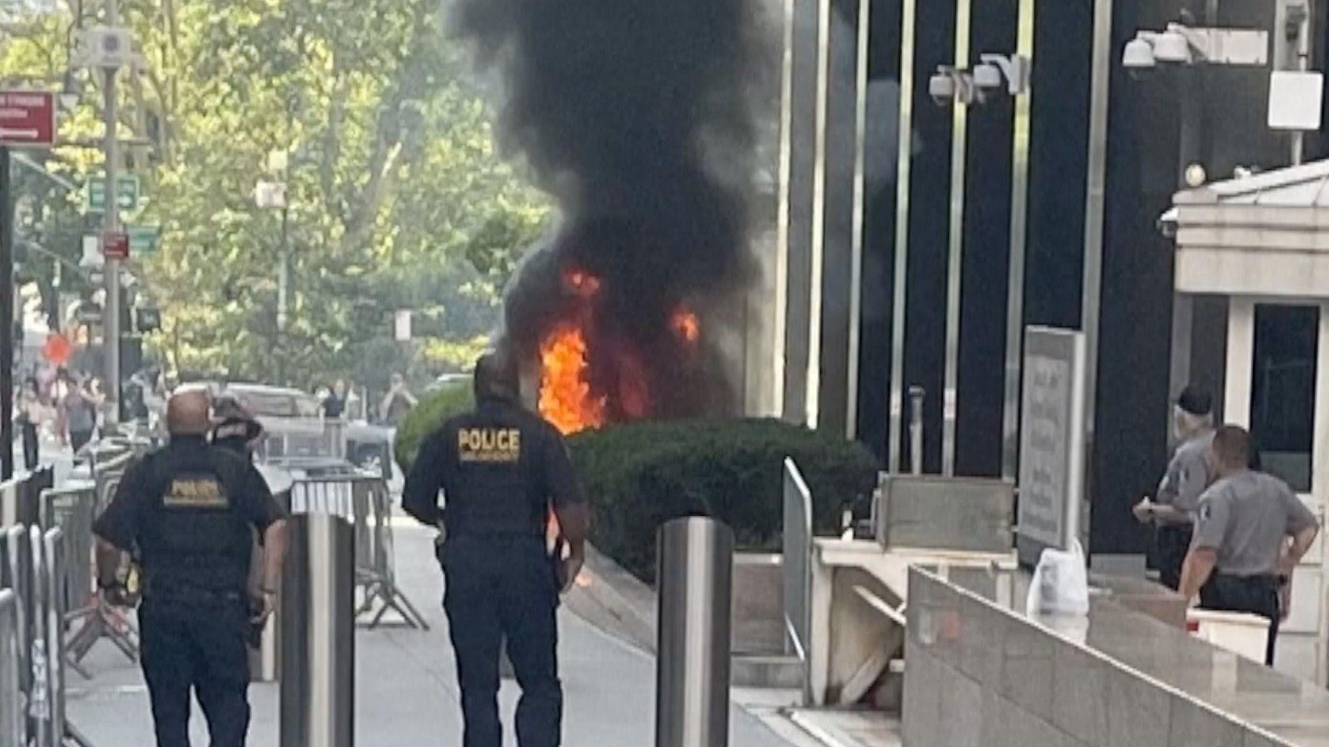 Firestorm at 26 Federal Plaza: Ex‑Army Vet Starts Blaze in Front of ICE Offices
