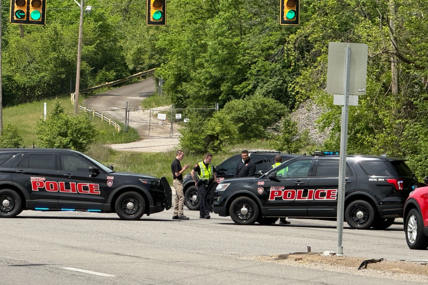 Deadly Chemical Leak at Catalyst Refiners Plant in West Virginia