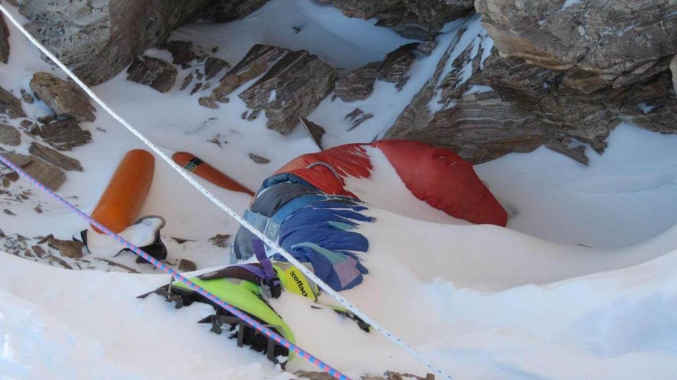 Mountain Mystery: After 30 Years, Green Boots May Return Home