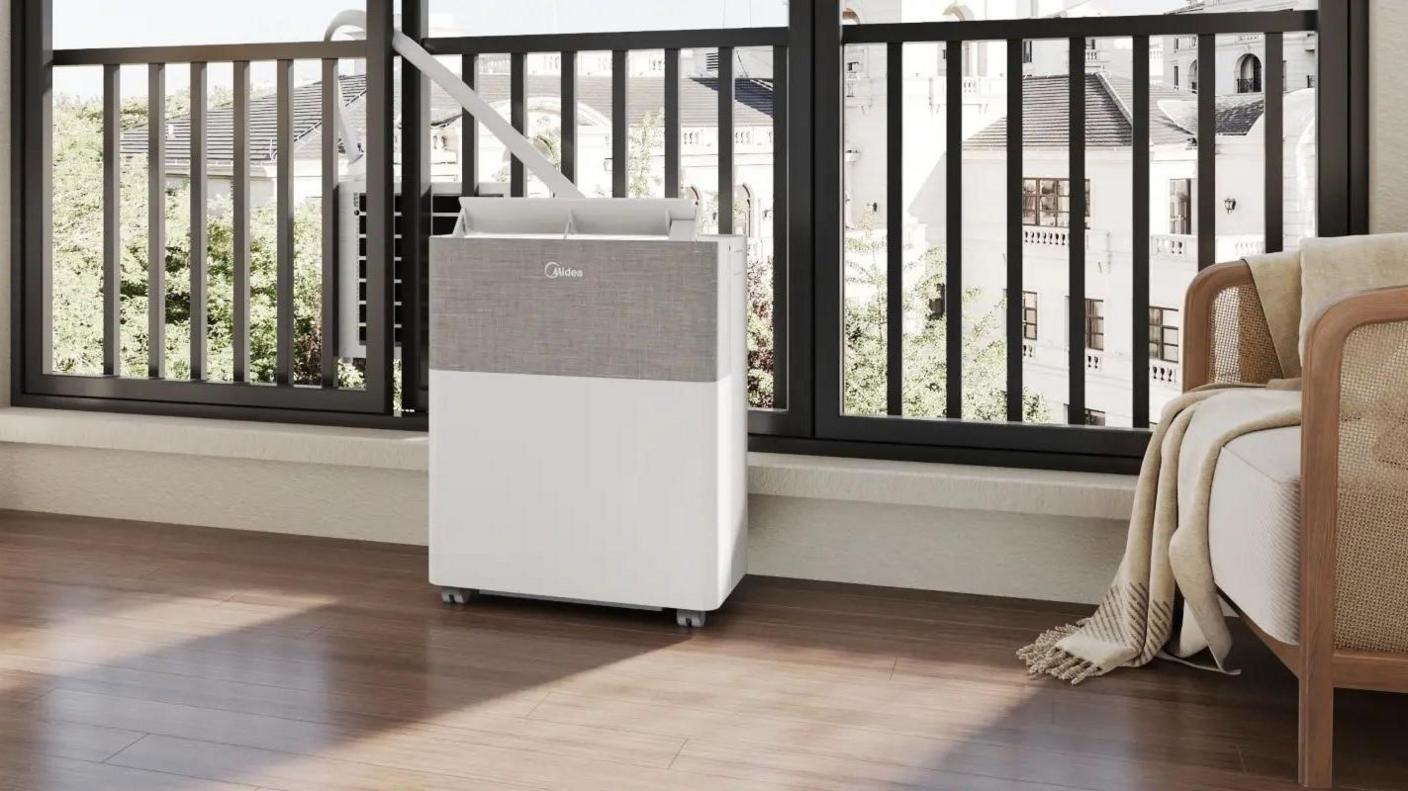 Europe's Heatwaves: Chinese AC Becomes Summer Saviour