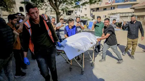 Al Jazeera Cameraman Killed in Israeli Strike; Gaza War Deadly