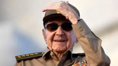 Raúl Castro Charged with Murder in 1996 Plane Incident