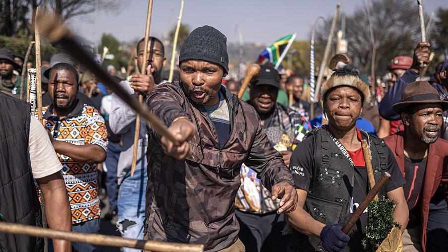 South Africa Launches Massive Deportation Drive Amid Rising Anti‑Immigrant Protests