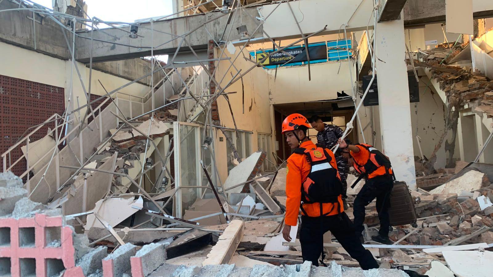 Shake‑Talk: Indonesia’s 7.7‑Magnitude Earthquake Claims Lives and Sparks Countdown