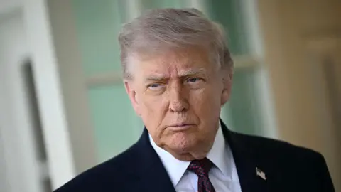 Consumers Left Behind as Trump Tariff Refunds Roll Out
