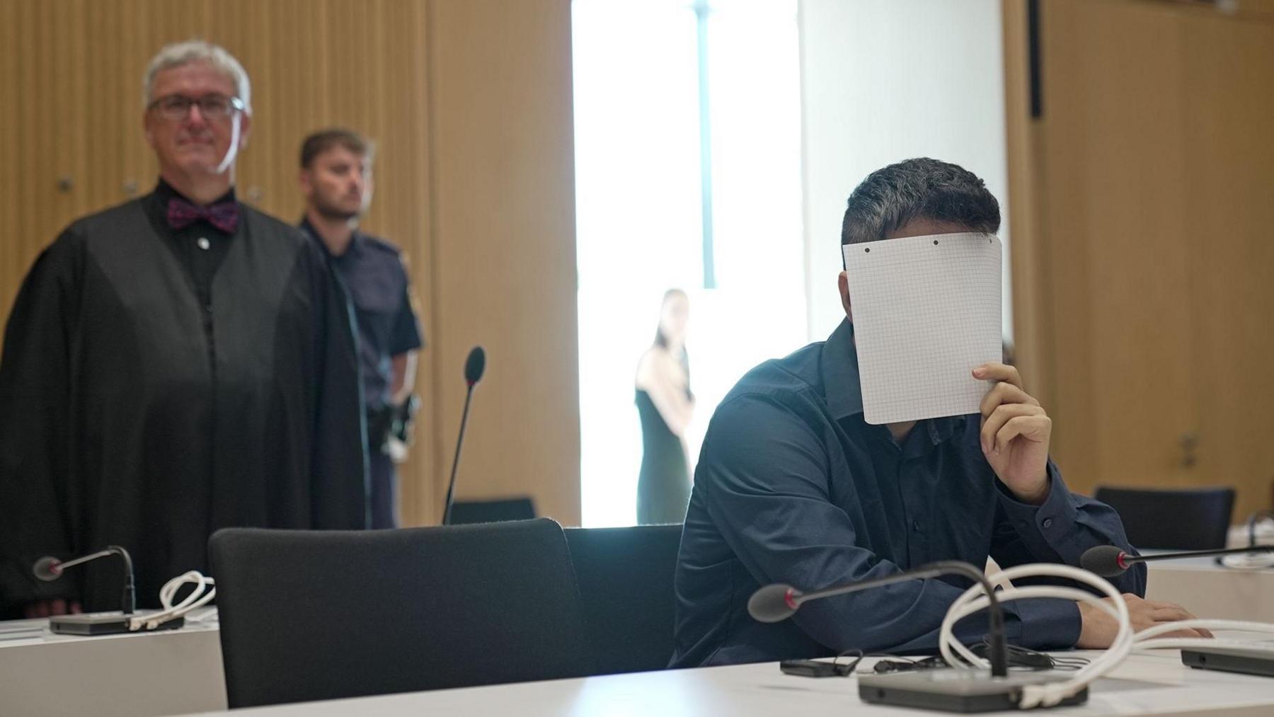 German Court Gives Life Sentence to Iraqi Couple Who Enslaved Yazidi Girls
