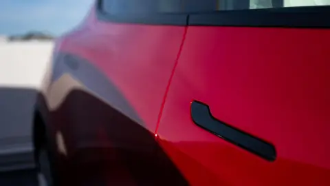 China Takes Bold Step: Bans Hidden Car Door Handles for Safety