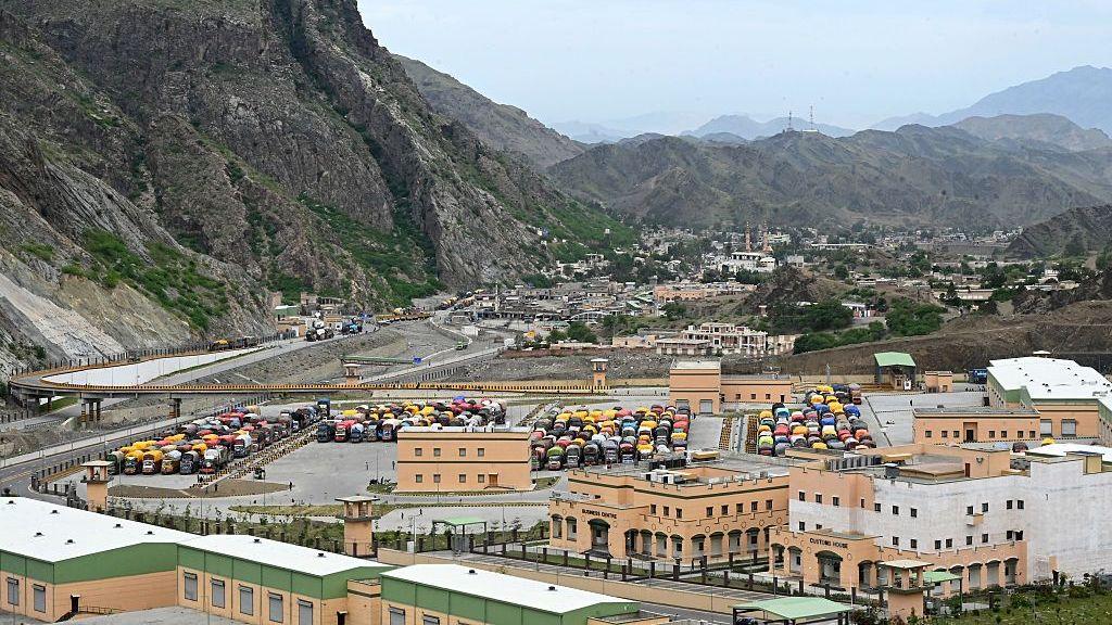 6 Million Afghans Head Home: The ‘Zero Point’ Crossing and a New Reality