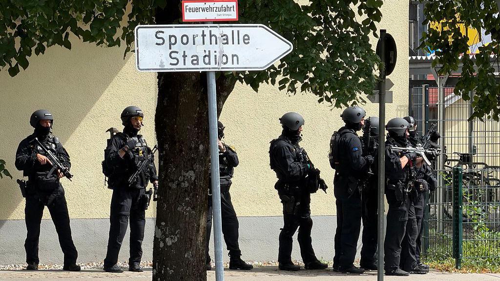 Teen Arrested After Two 13‑Year‑Old Girls Seriously Injured in Bavarian School Attack
