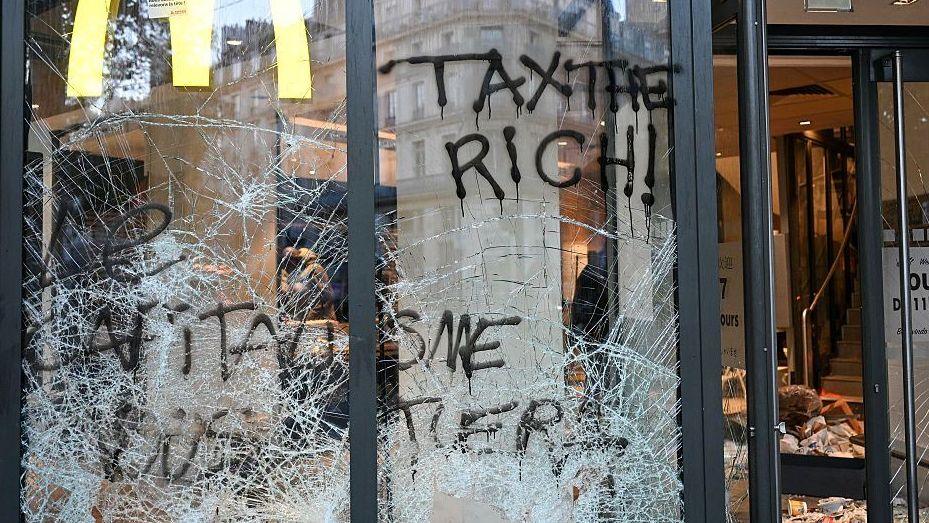 Paris in Chaos: Riots Leave Streets in Smoldering Ruins