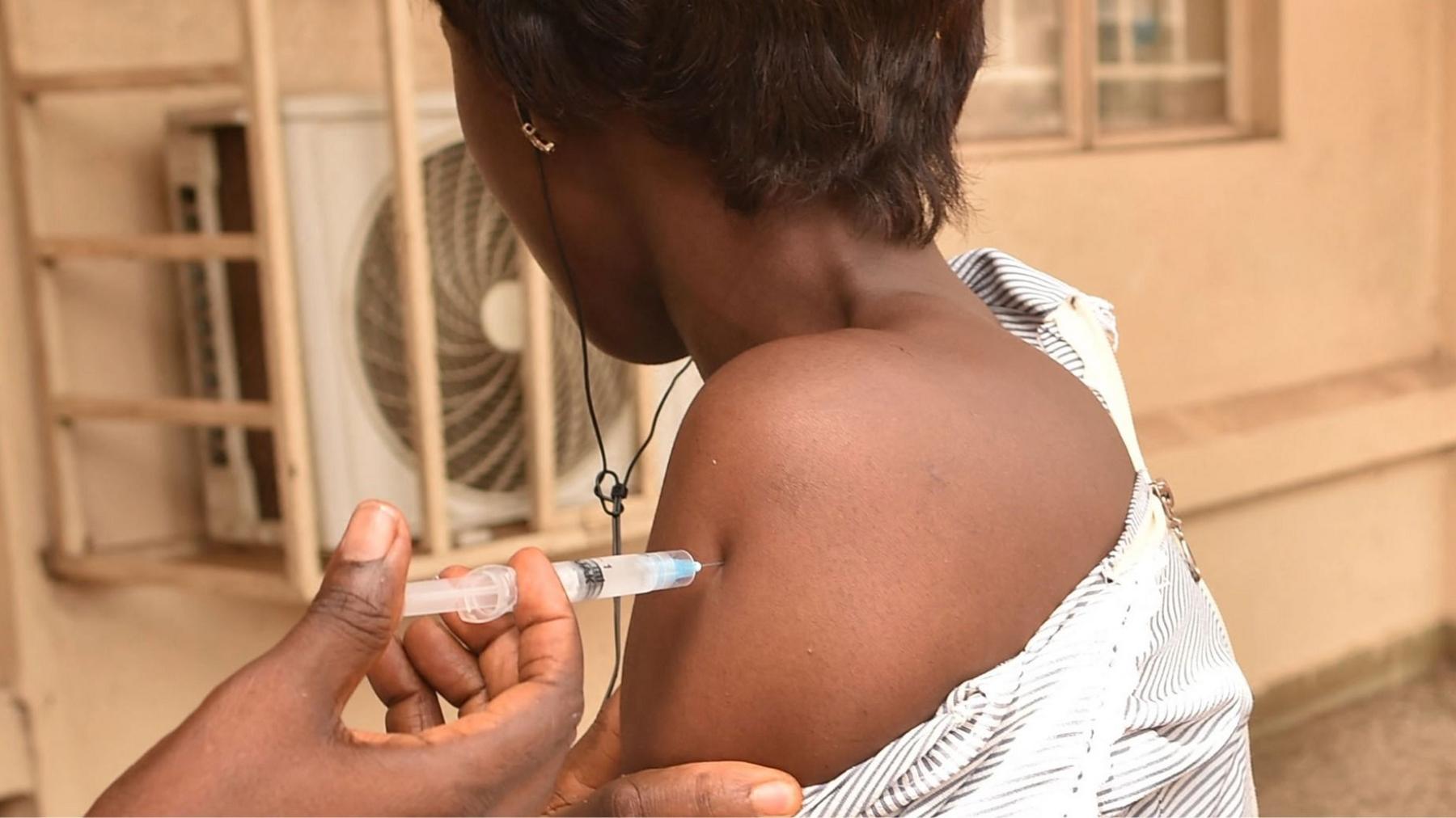 Ebola Vaccines Roll Out in DR Congo Amid Rising Outbreak