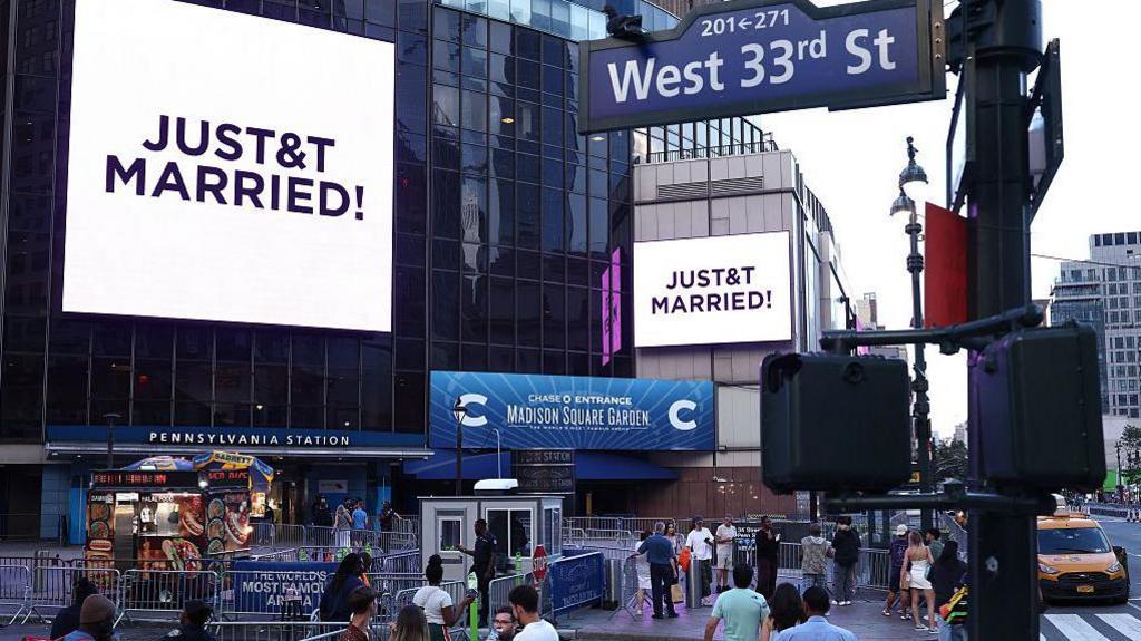 Taylor & Travis Take NYC’s Most‑Sizzling Wedding