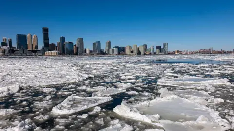 Chilling Trouble: NYC Faces Tragedy from Extreme Cold